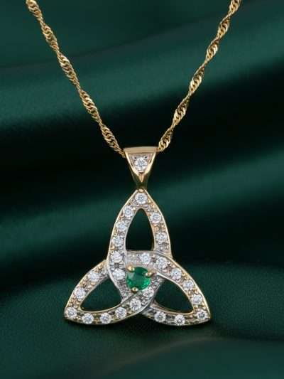 Trinity Knot Triple Pendant in 14K Gold
