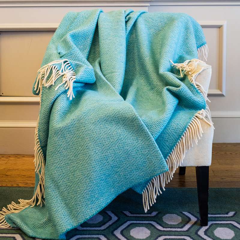 Irish Wool Throws – Merino, Cashmere, and Lambswool textiles for luxurious corporate gifts.