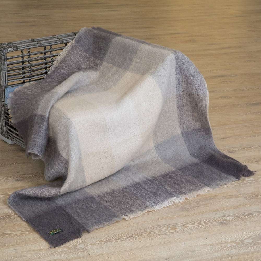 Large Mohair Throws - Image 5